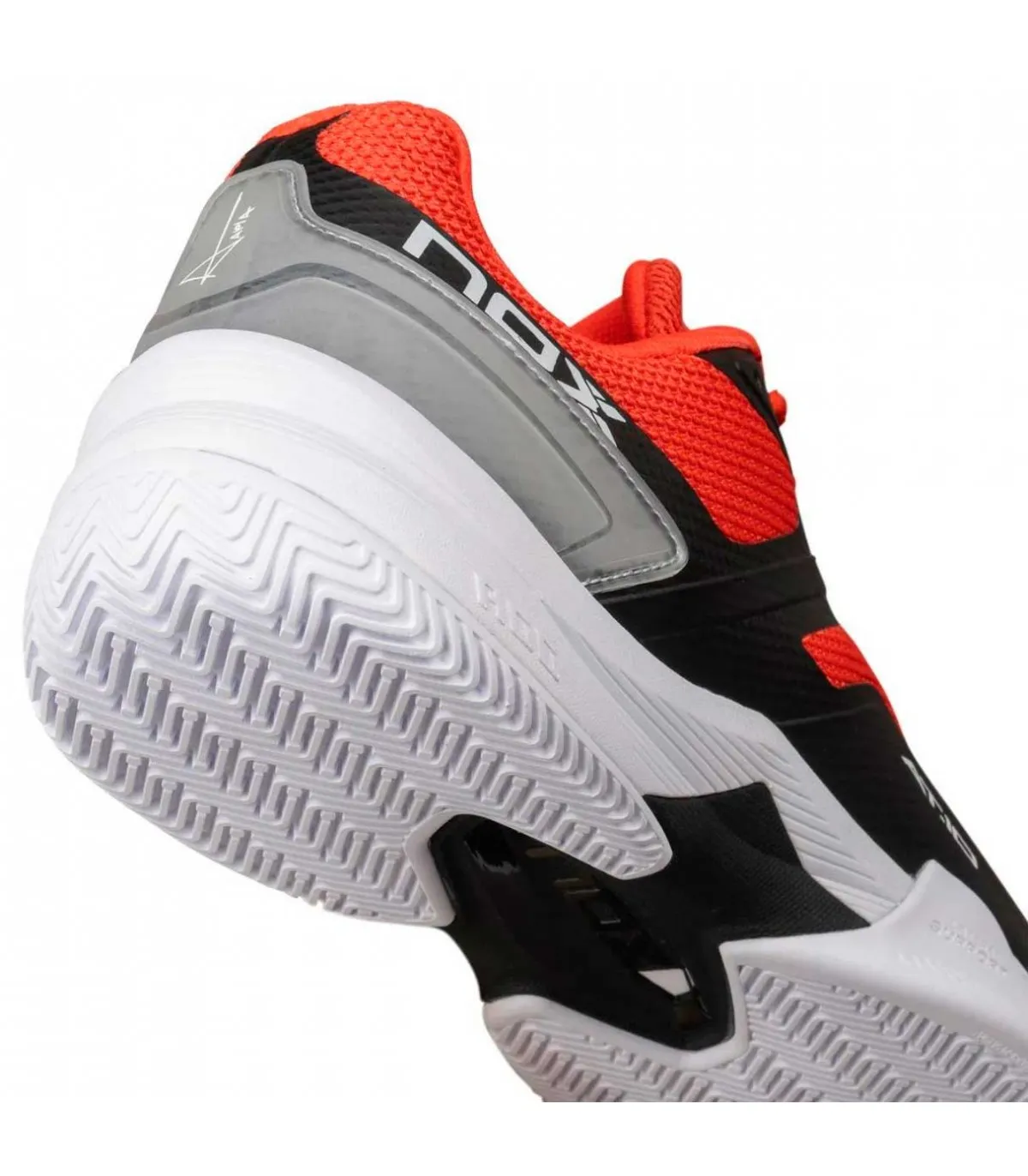 Zapatillas Nox de padel AT10 Pro Negro Rojo