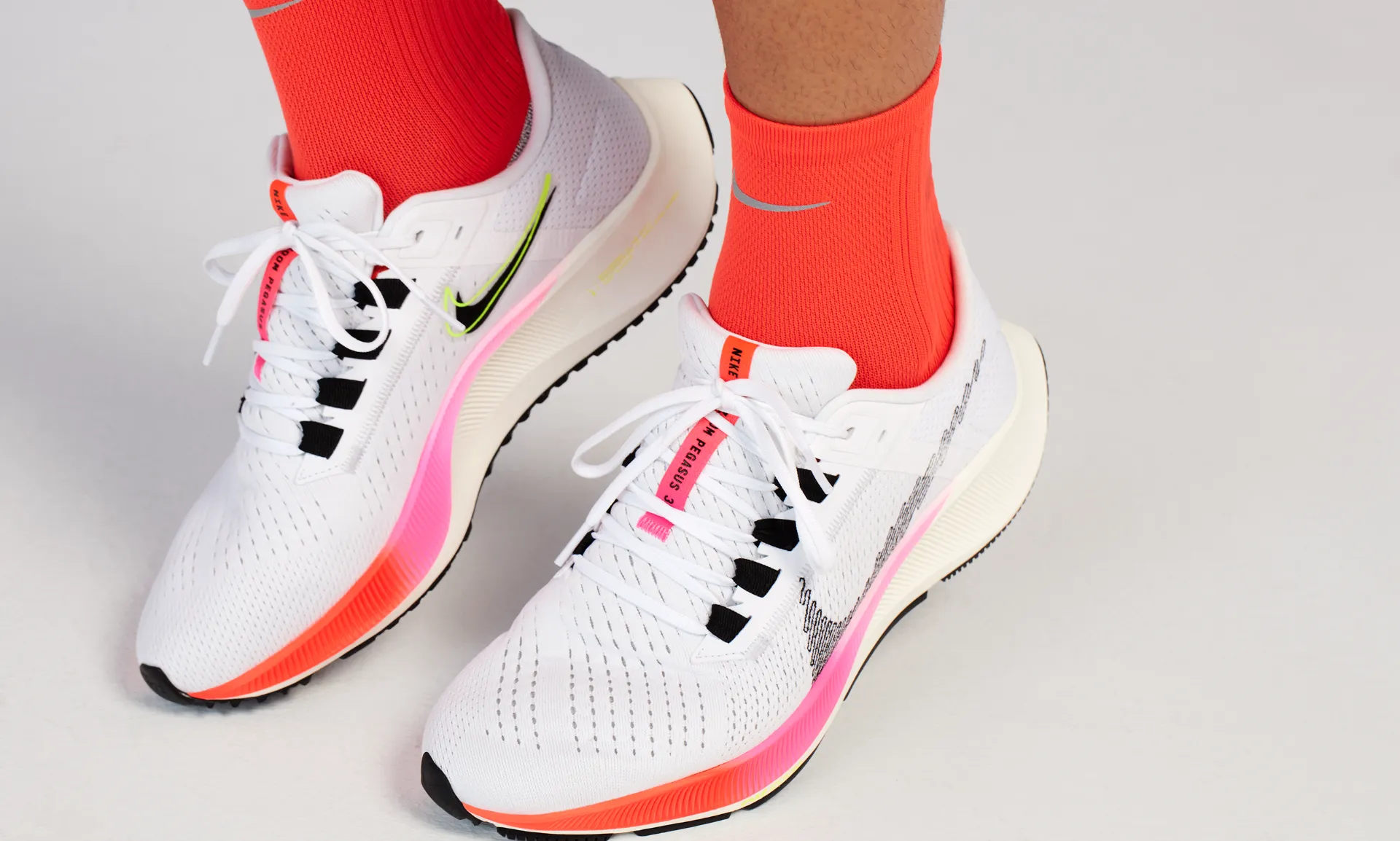 Zapatillas Running Hombre Nike Pegasus 38 Blanca