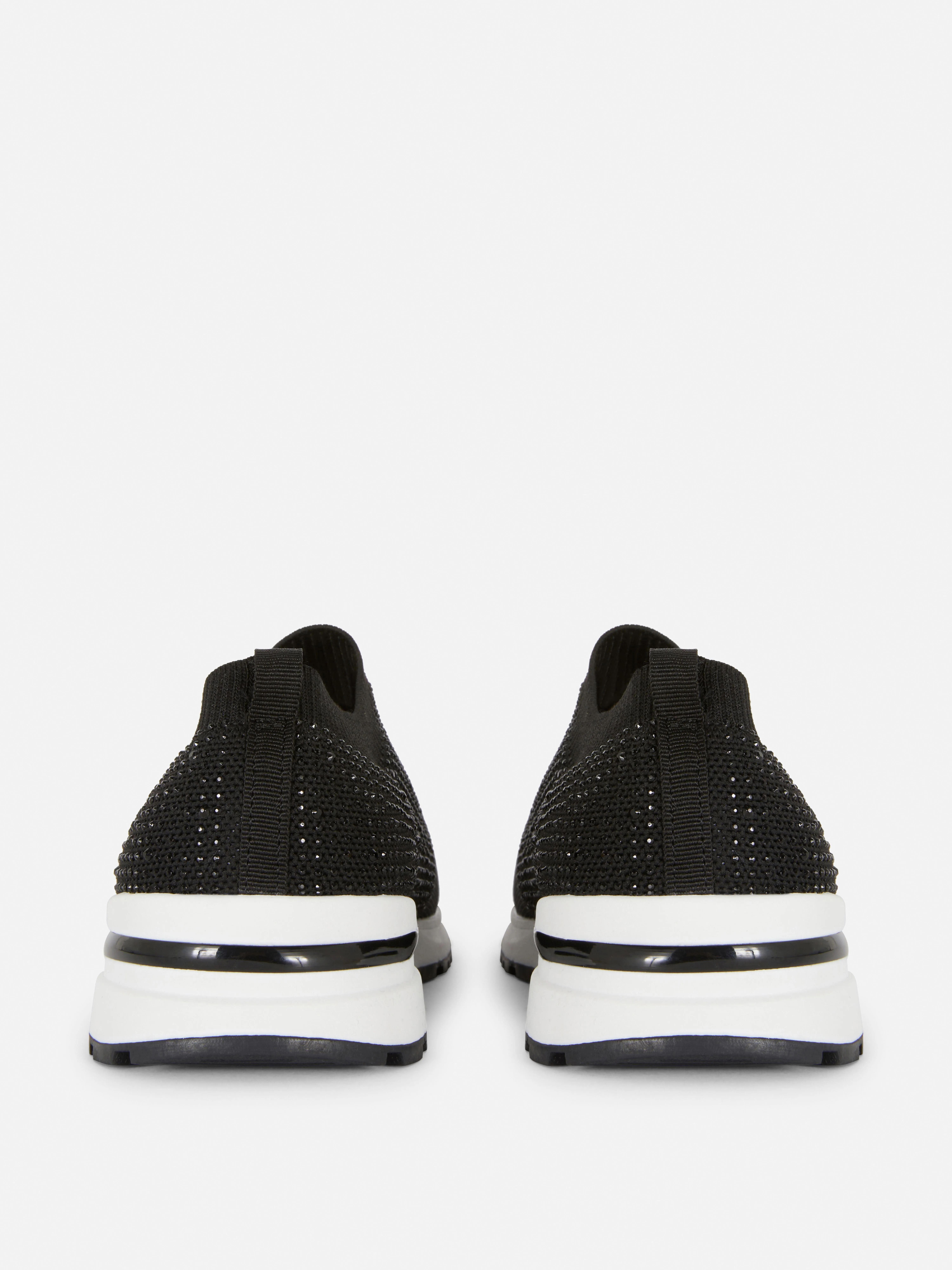Zapatillas tipo calcetín con strass